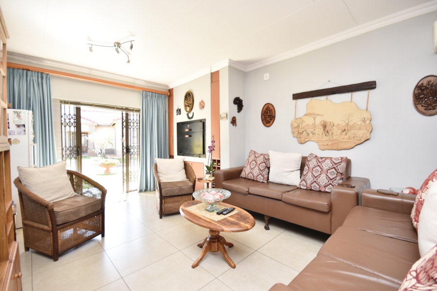 2 Bedroom Property for Sale in Waterberry Estate North West